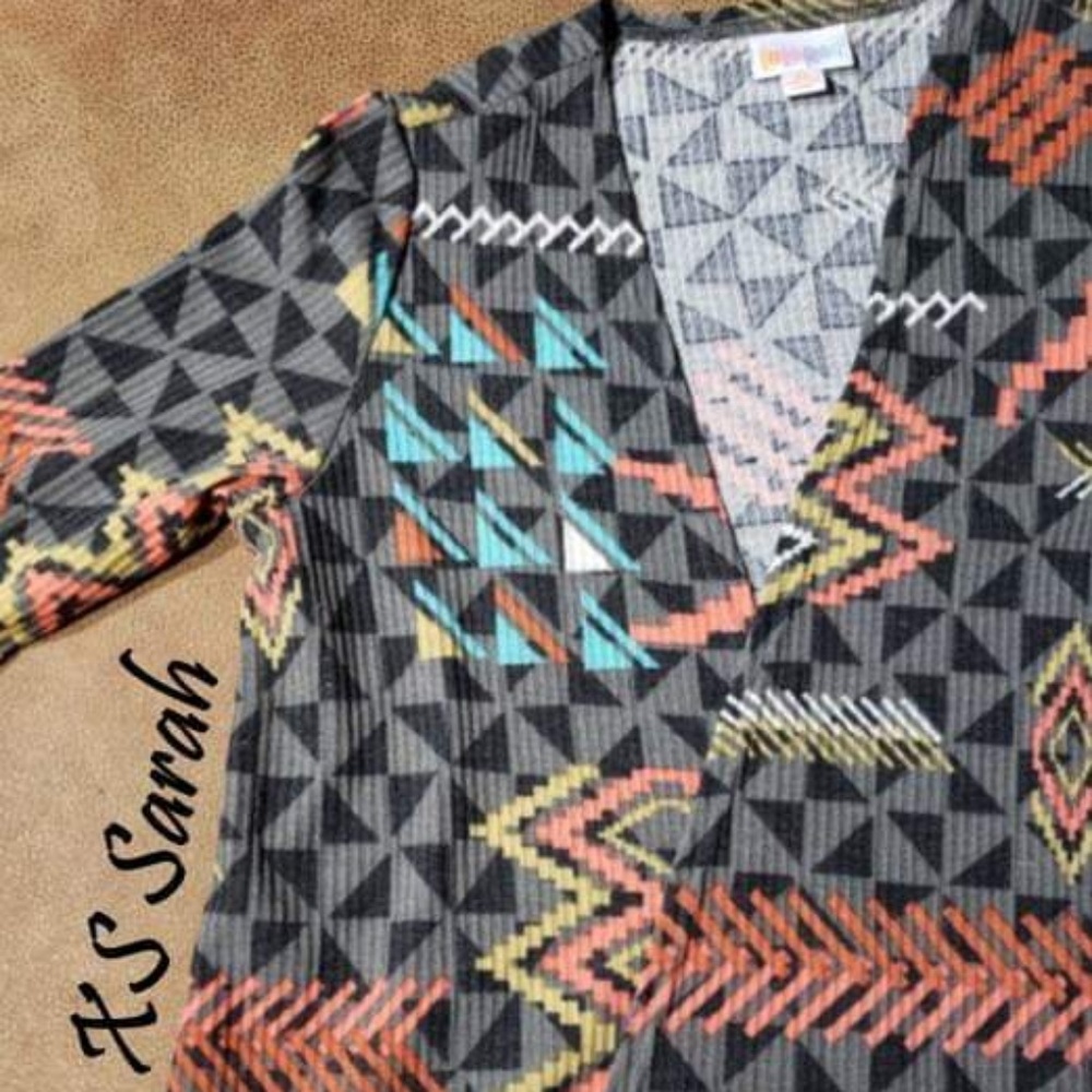 XS Lularoe Sarah